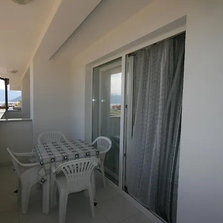 Mare I Apartment *